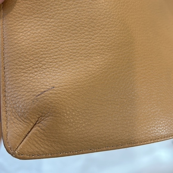 Calvin Klein zip wristlet clutch camel cream leather gold hardware bag - Picture 7 of 8